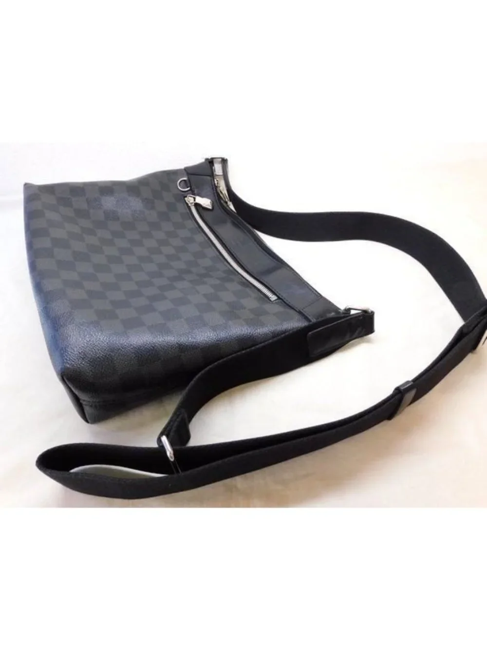 Louis Vuitton Damier Graphite Mick PM NM Shoulder